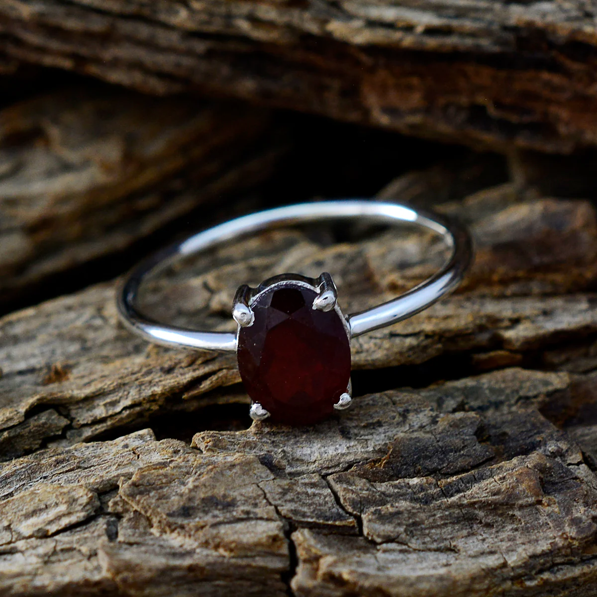 Garnet Solitaire Japanese 92.5 Silver Red Gemstone Elegant Sophisticated Ring Jewellery - Image 3