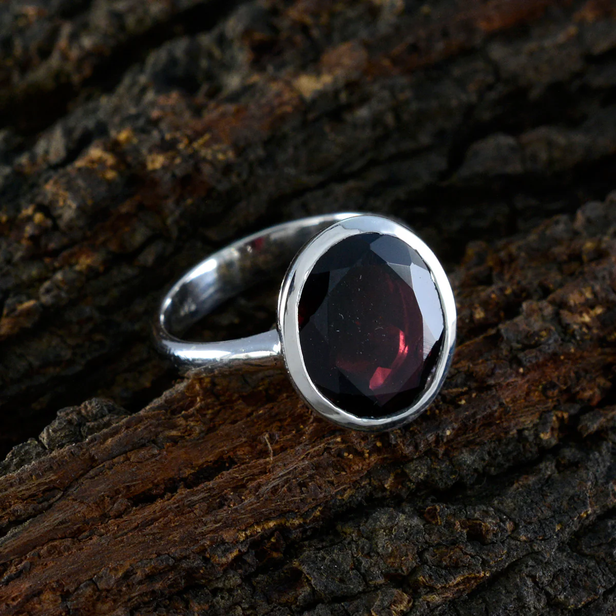 Garnet Solitaire Japanese 925 Silver Red Gemstone Whisper-thin Modern Ring Jewellery - Image 4