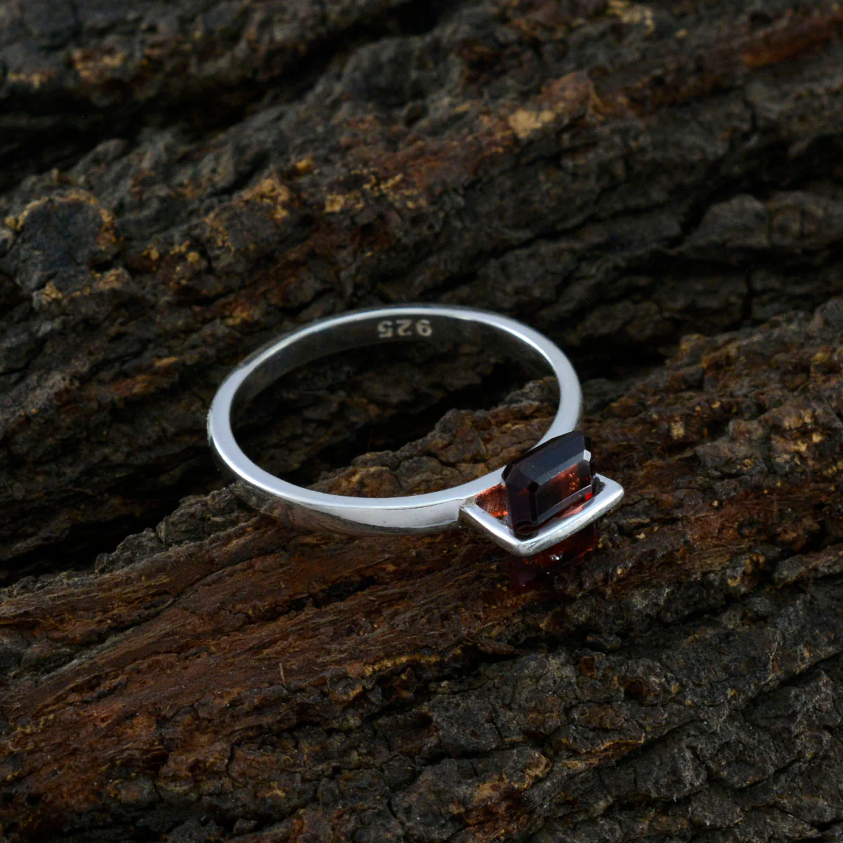Garnet Solitaire Japanese 925 Silver Red Gemstones Dainty Contemporary Ring Jewelry - Image 3