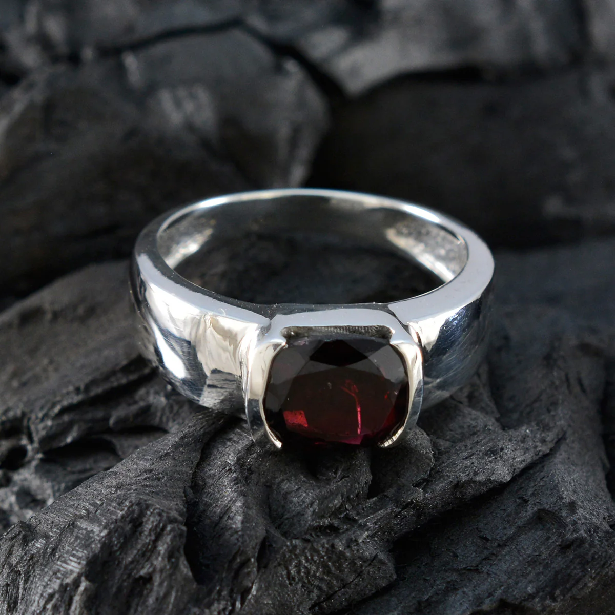 Garnet Solitaire Moroccan 925 Silver Red Gemstones Minimal Luxurious Ring Jewelry - Image 4