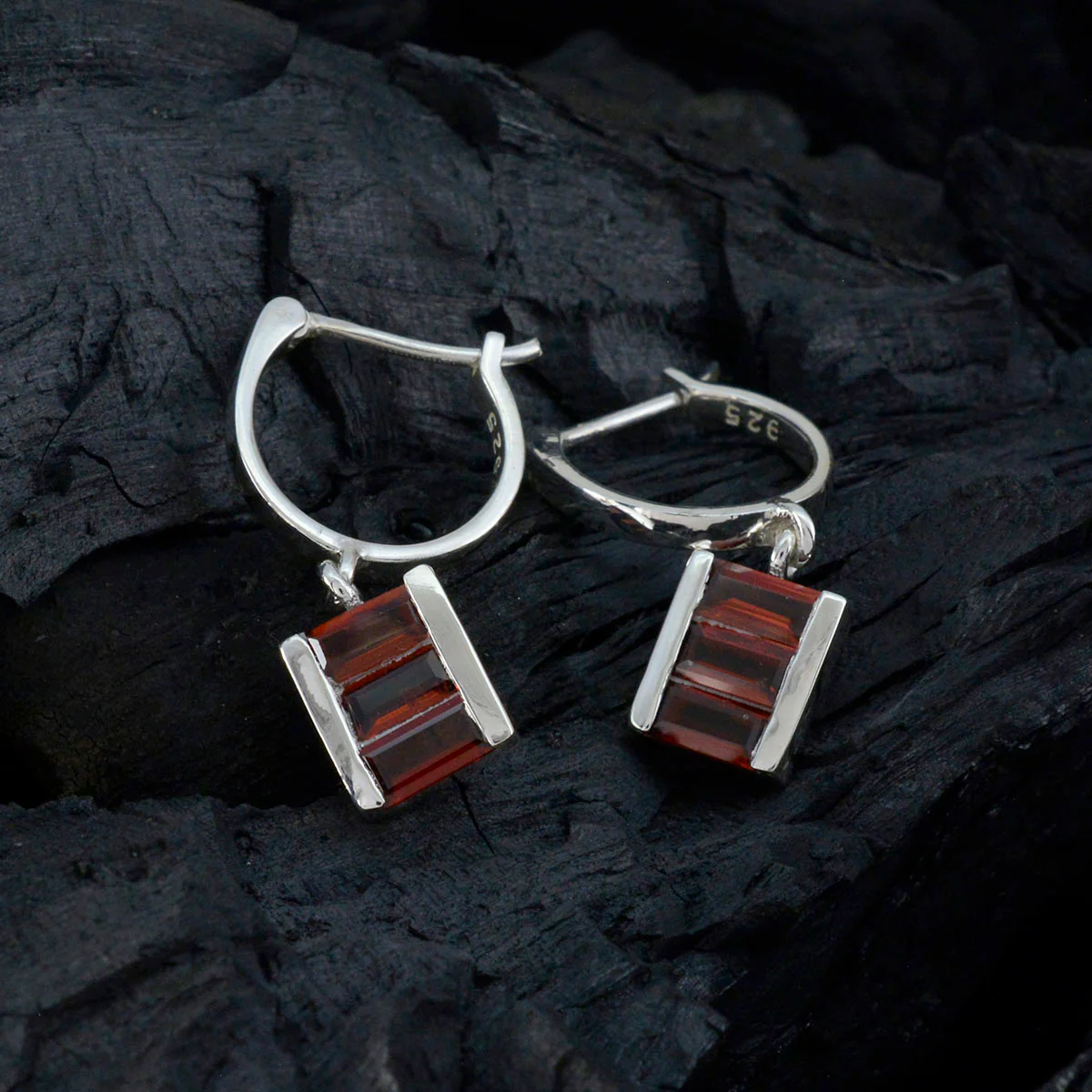 Garnet Spanish Eva multiple Dangle Red Silver Earring - Image 2