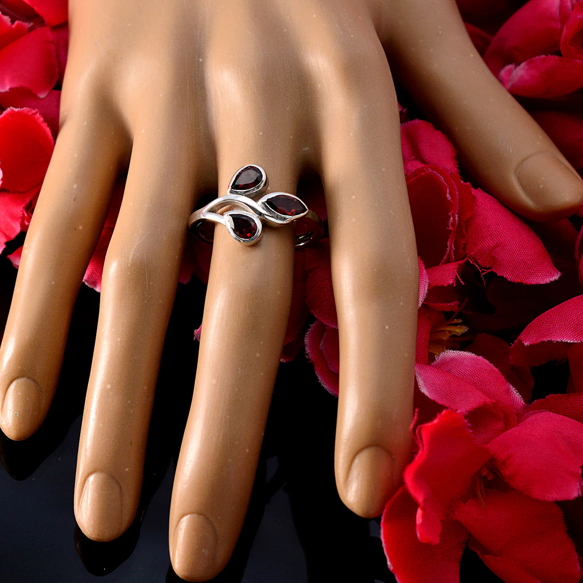 Garnet Trilogy Indian Sterling Silver Red Gems Featherlight Fairytale Ring Jewellery - Image 5
