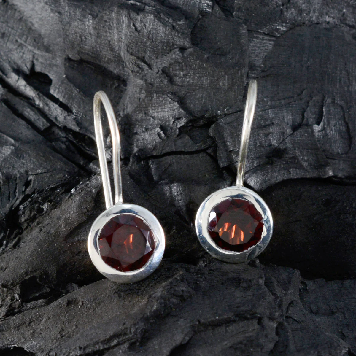 Garnet Turkish Ava Solitaire Dangle Red Silver Earring - Image 4