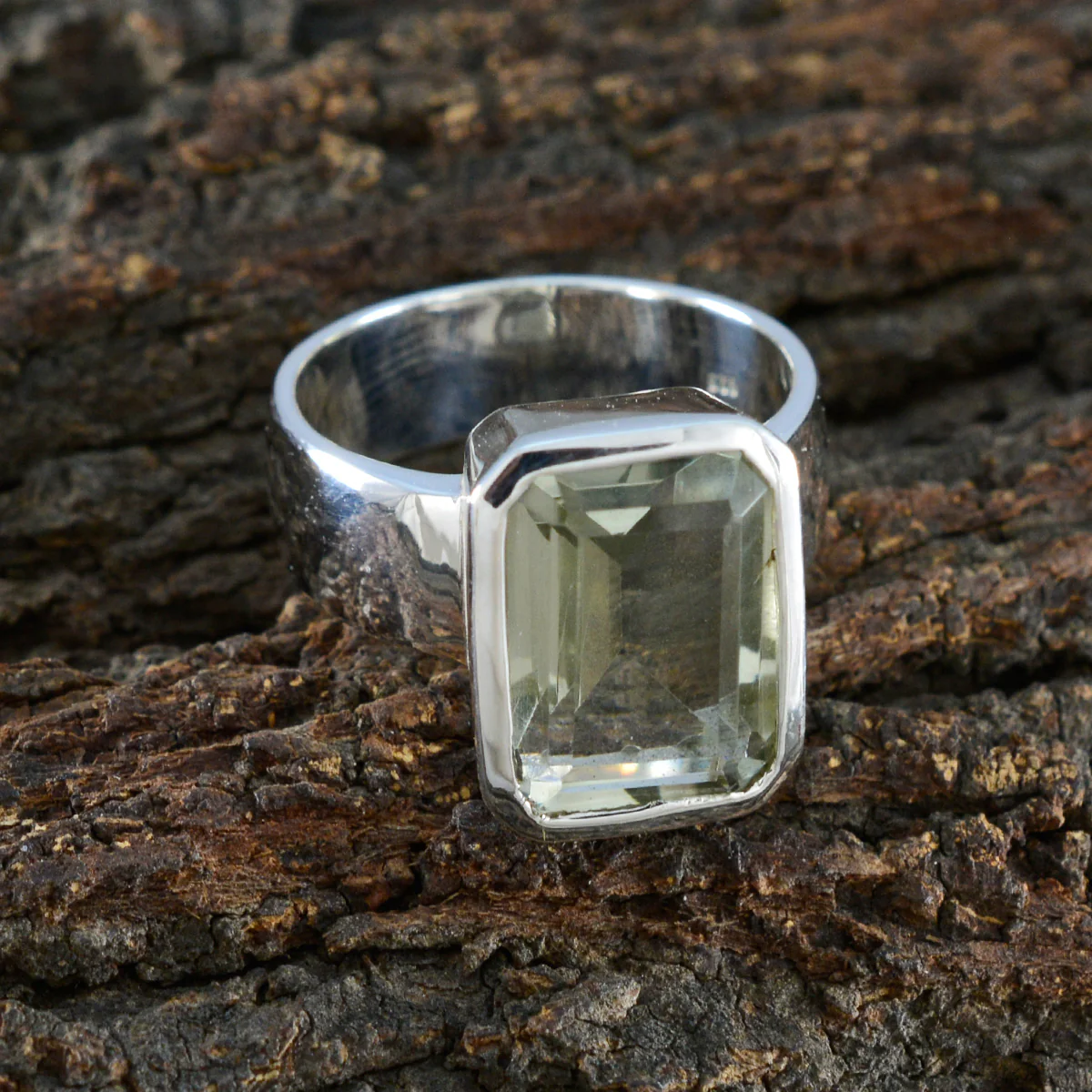 Green Amethyst Solitaire Italian 92.5 Silver Green Gems Edgy Modern Ring Jewellery - Image 3