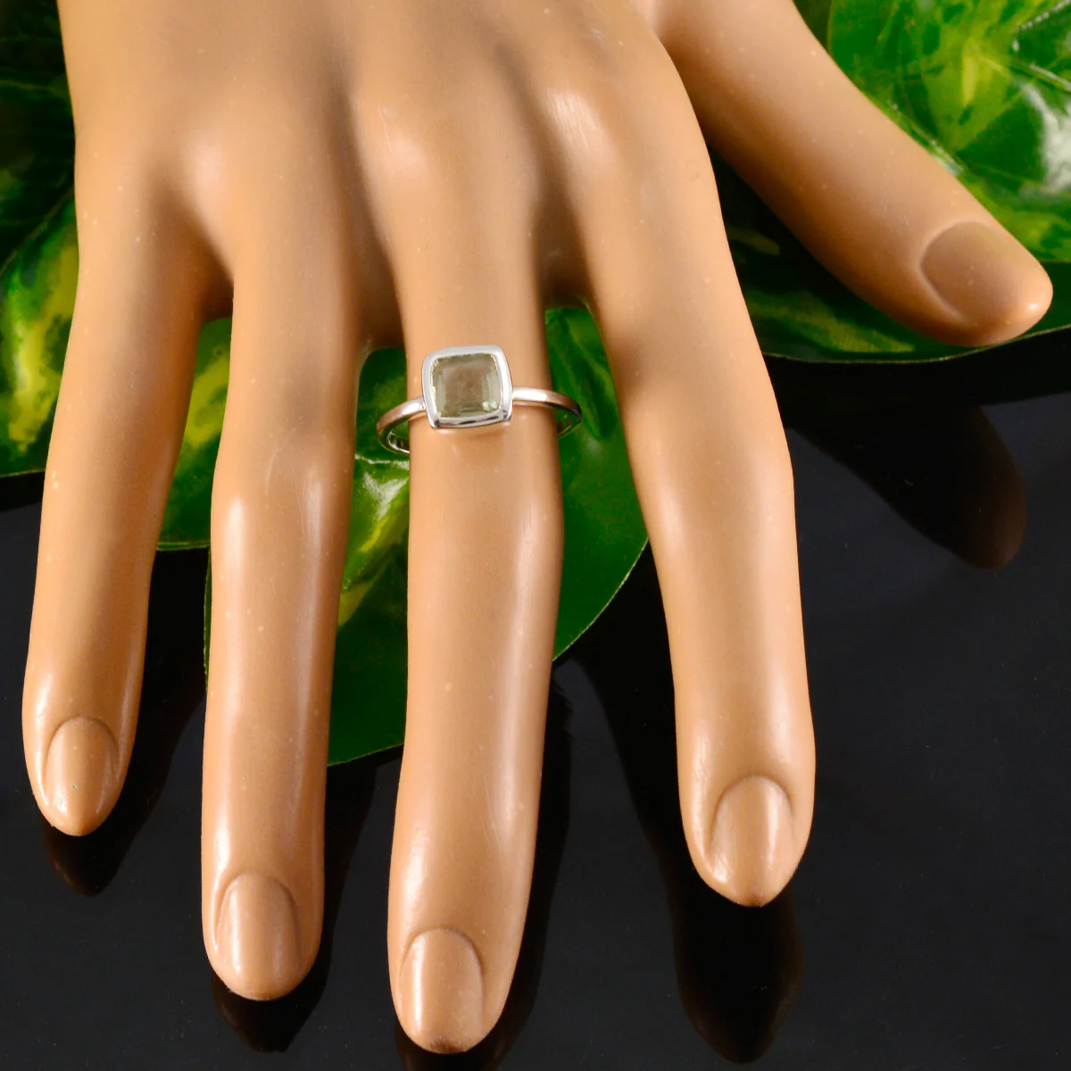 Green Amethyst Solitaire Japanese Sterling Silver Green Gemstone Dainty Luxurious Ring Jewellery - Image 5