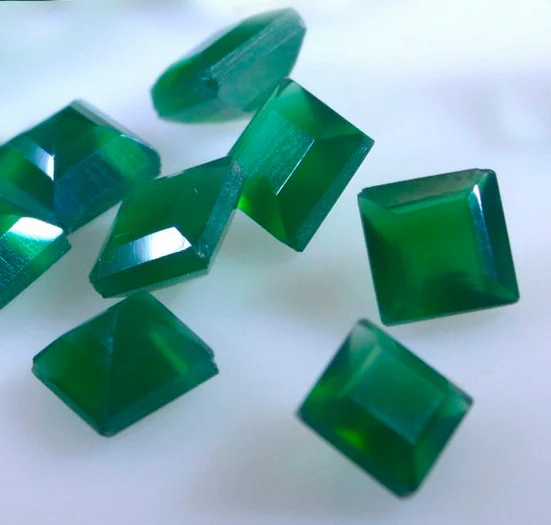 Green Onyx 1PC Chunky 13x13 MM Square Faceted Green Natural Semi Precious Gems - Image 2