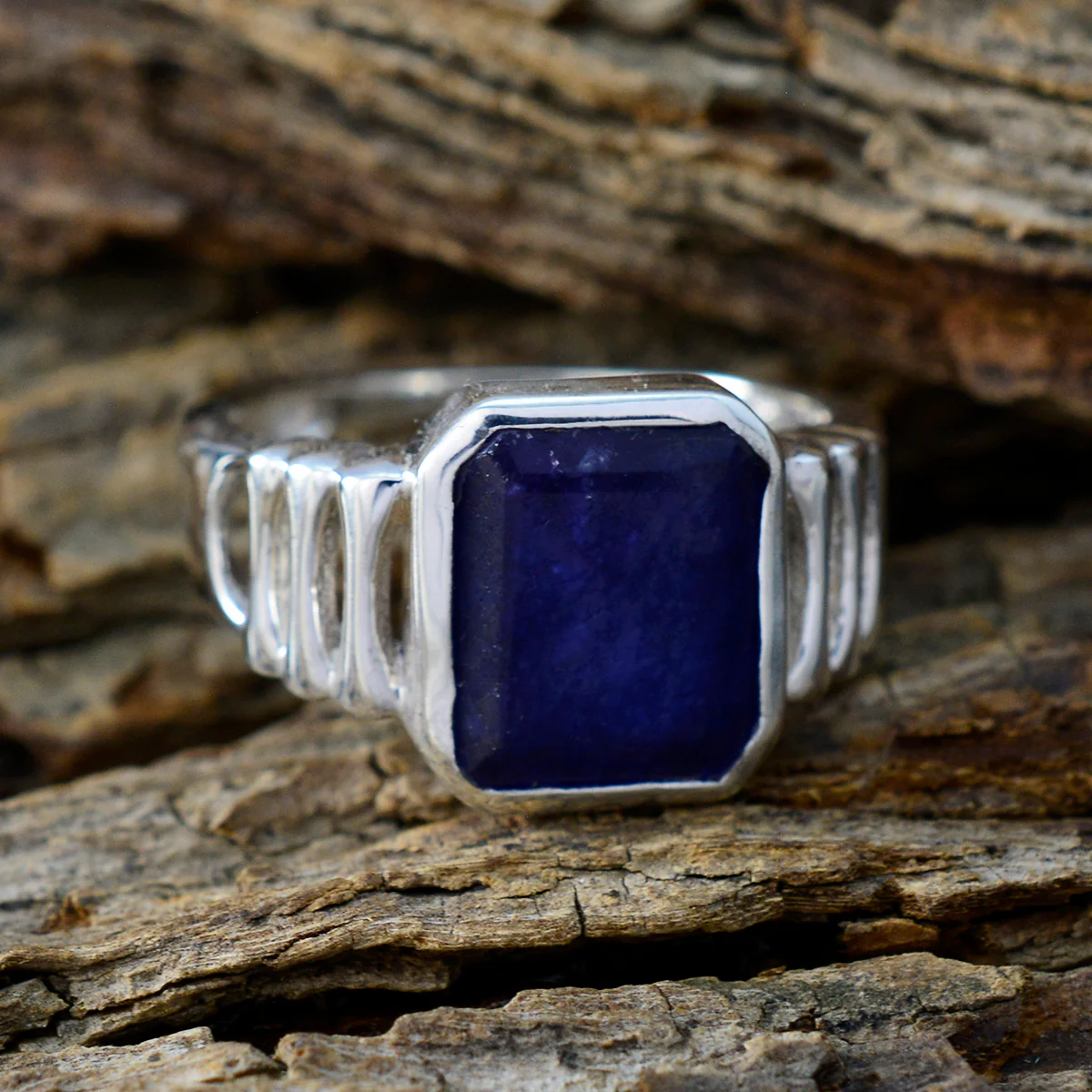 Indian Blue Sapphire Solitaire Egyptian Silver Blue Gemstone Mid-weight Signet Ring Jewelry - Image 3