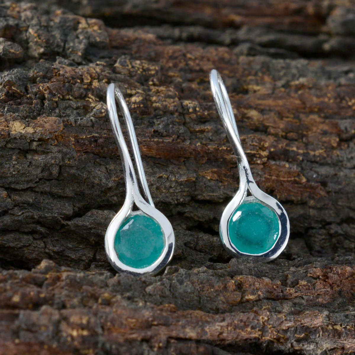Indian Emerald Egyptian Inès Solitaire Dangle Green Silver Earring - Image 3
