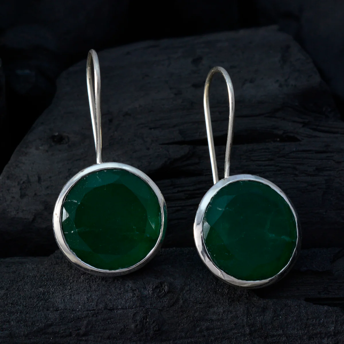 Indian Emerald Egyptian Sofía Solitaire Dangle Green Sterling Silver Earring - Image 2