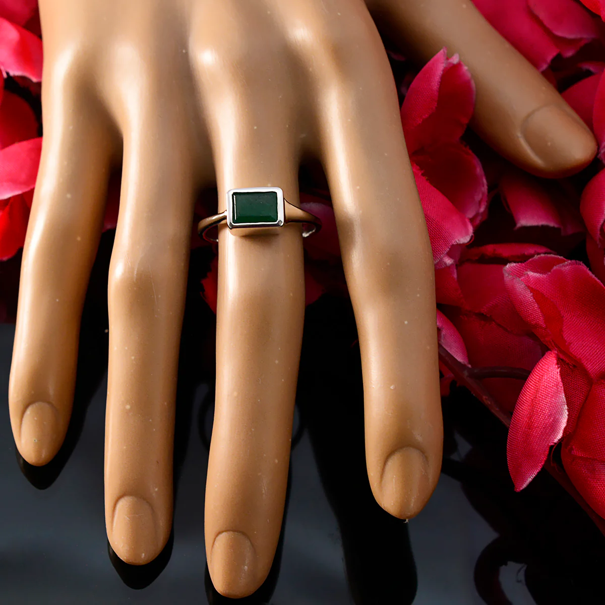 Indian Emerald Solitaire Egyptian 925 Sterling Silver Green Gemstone Featherlight Feminine Ring Jewellery - Image 5