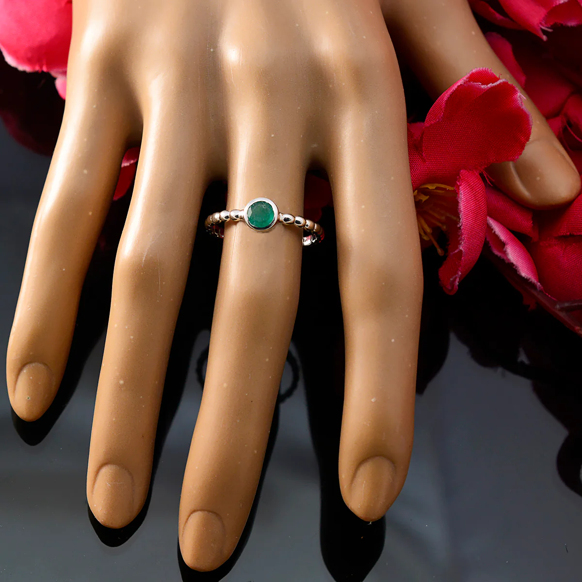 Indian Emerald Solitaire Egyptian Silver Green Gems Slim Graceful Ring Jewellery - Image 5
