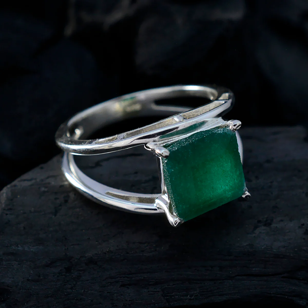 Indian Emerald Solitaire Egyptian Silver Green Gemstones Tiny Modern Ring Jewelry - Image 4