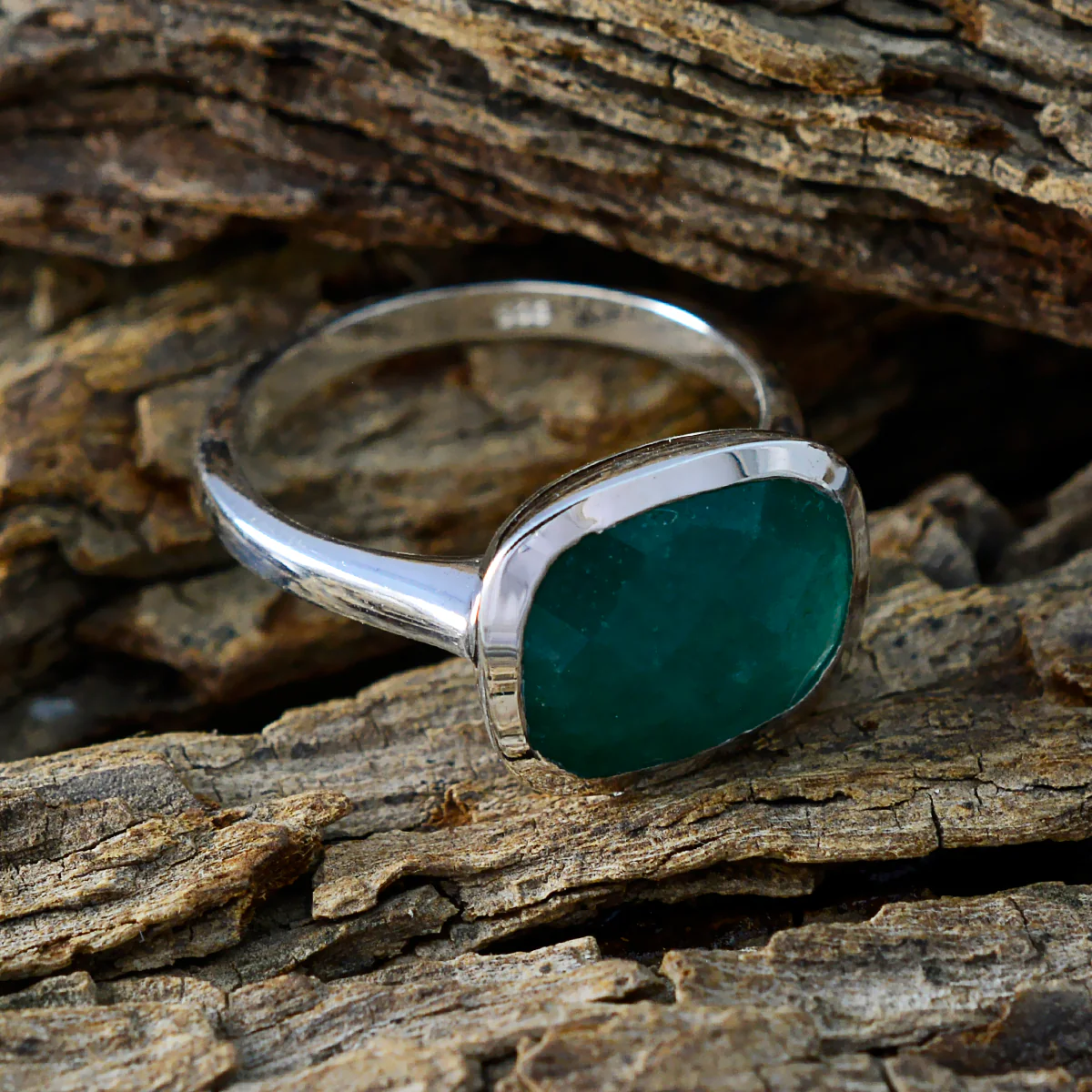 Indian Emerald Solitaire French 925 Sterling Silver Green Gems Minimal Romantic Ring Jewellery - Image 3