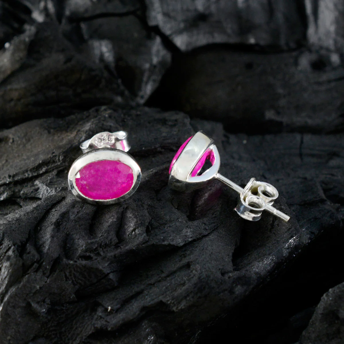 Indian Ruby Australian Jiwoo Solitaire Stud Red Silver Earring - Image 4