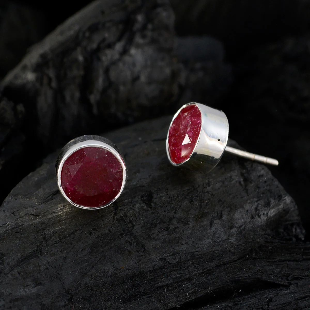 Indian Ruby French Layla Solitaire Stud Red Sterling Silver Earring - Image 2