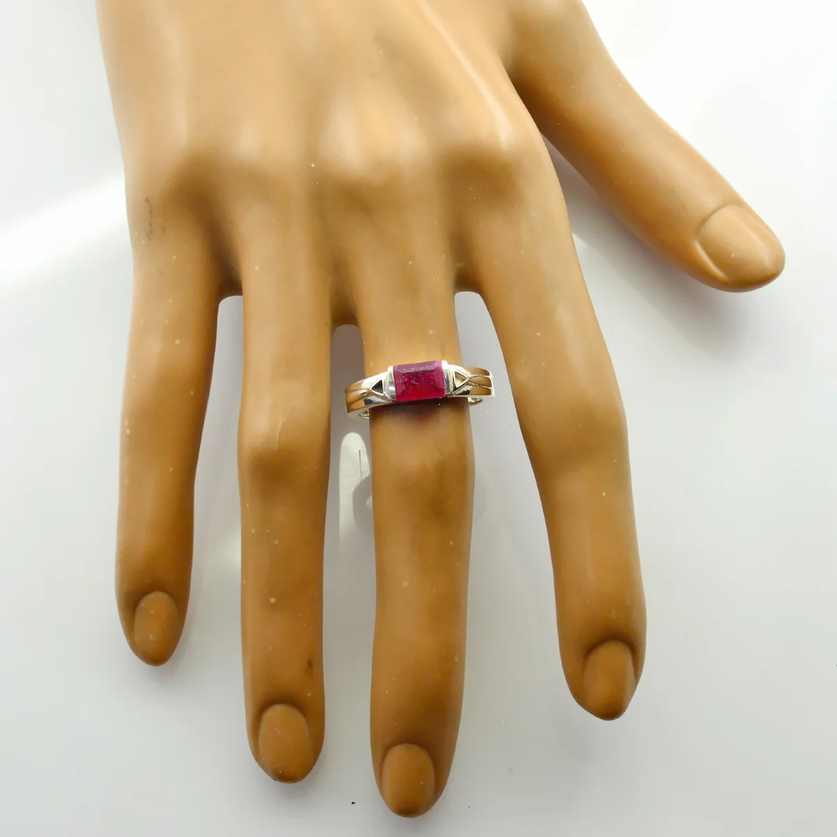 Indian Ruby Solitaire Egyptian Sterling Silver Red Gemstone Slim Abstract Ring Jewellery - Image 2