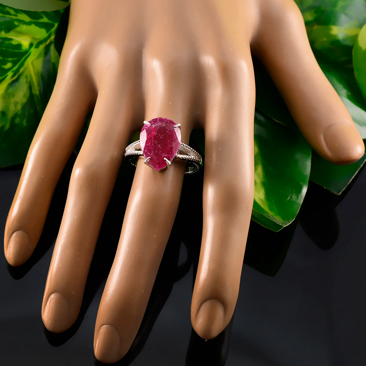 Indian Ruby Solitaire Moroccan Silver Red Gems Eye-catching Luxurious Ring Jewelry - Image 5