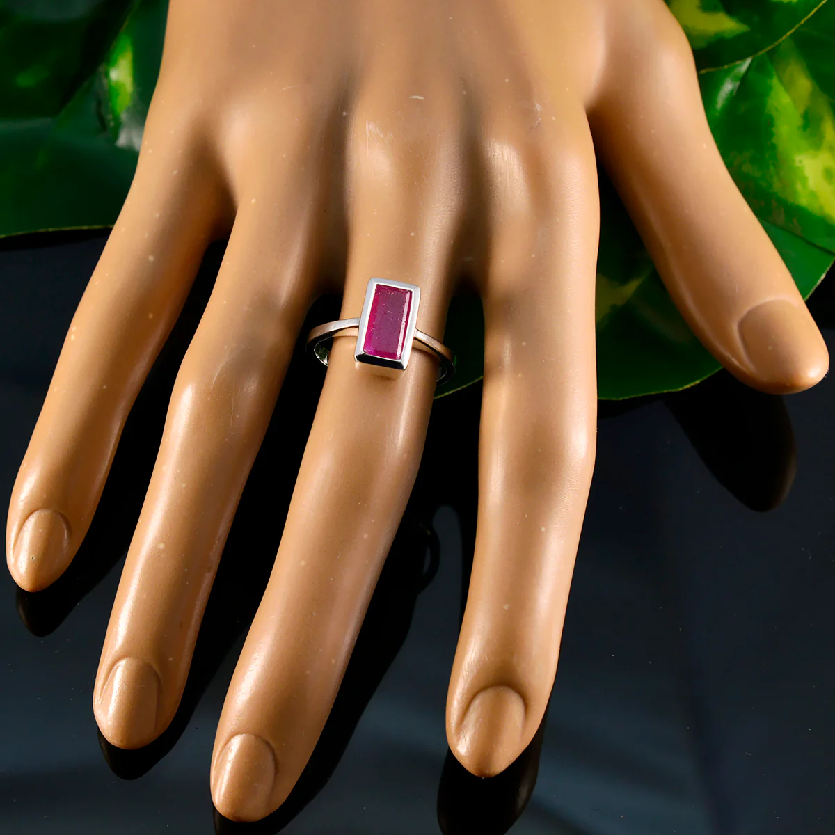 Indian Ruby Solitaire Moroccan Silver Red Gemstone Slim Modern Ring Jewellery - Image 5