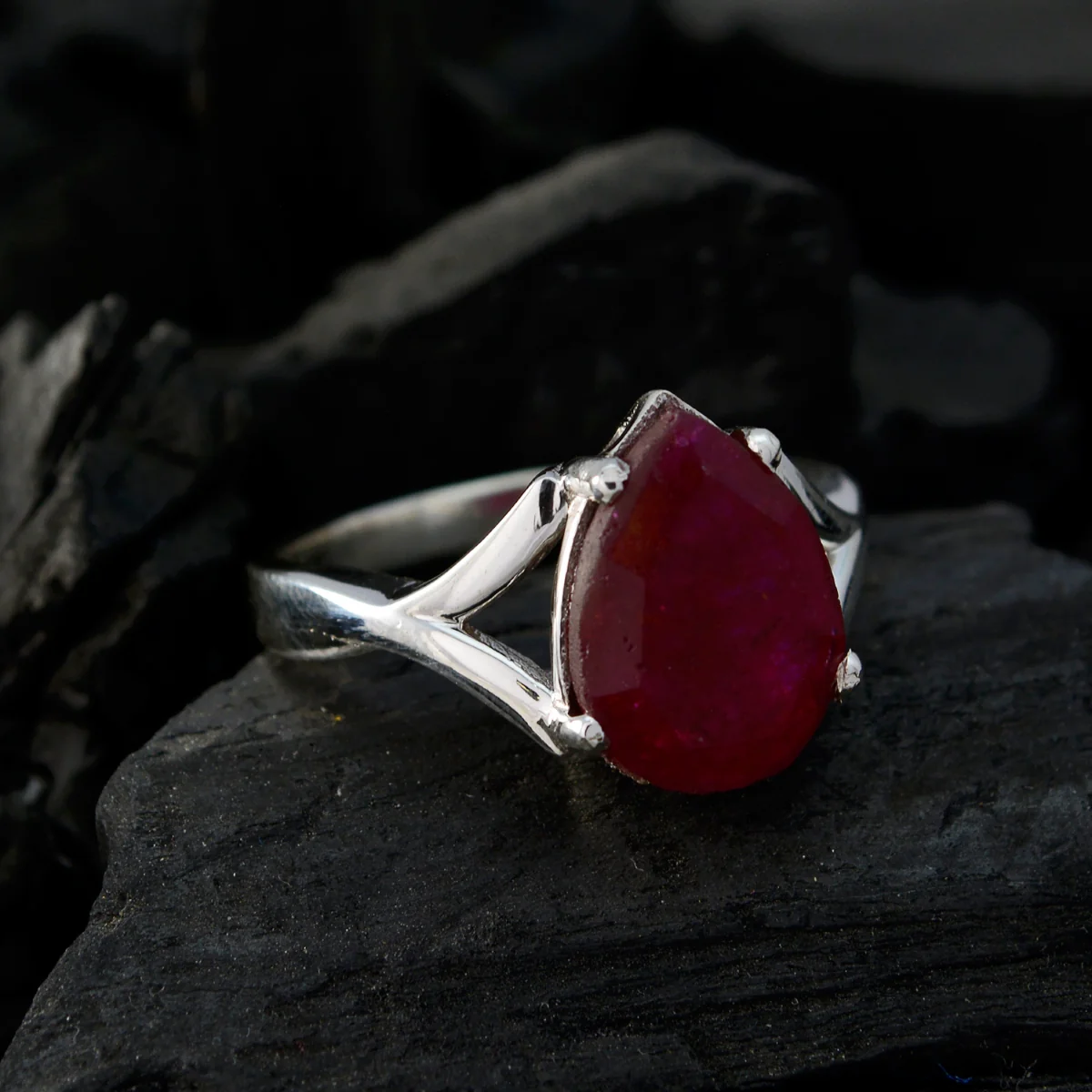Indian Ruby Solitaire Moroccan Sterling Silver Red Gemstone Minimal valentine Ring Jewelry - Image 4