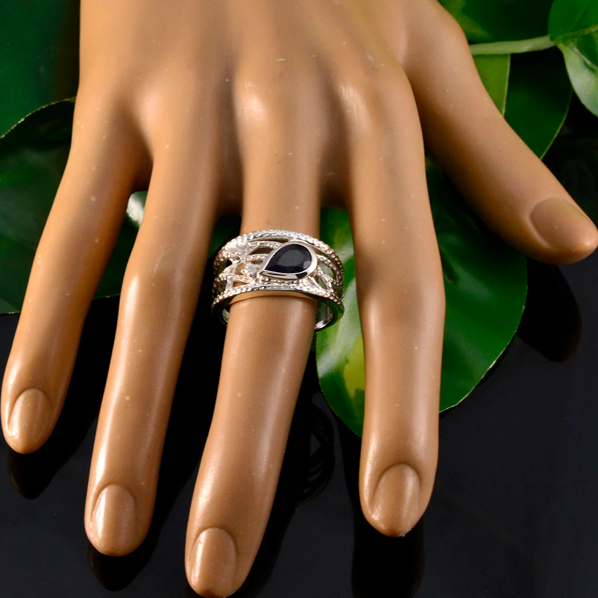 Iolite Halo Moroccan Silver Blue Gemstones Eye-catching Modern Ring Jewelry - Image 5