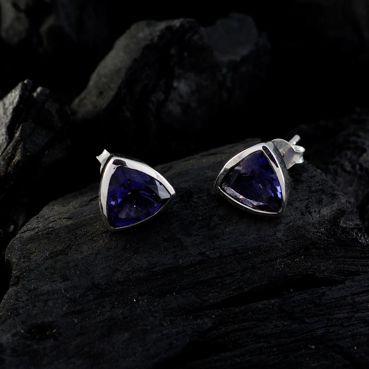Iolite Russian Ellie Solitaire Stud Blue Silver Earring - Image 4