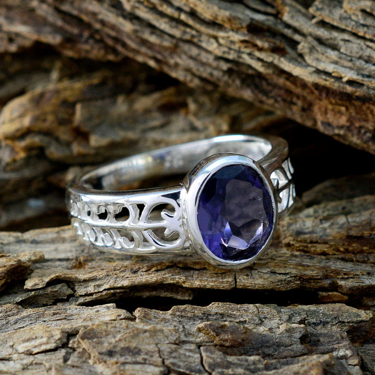 Iolite Solitaire Australian Silver Blue Gemstones Featherlight Filigree Ring Jewellery - Image 3