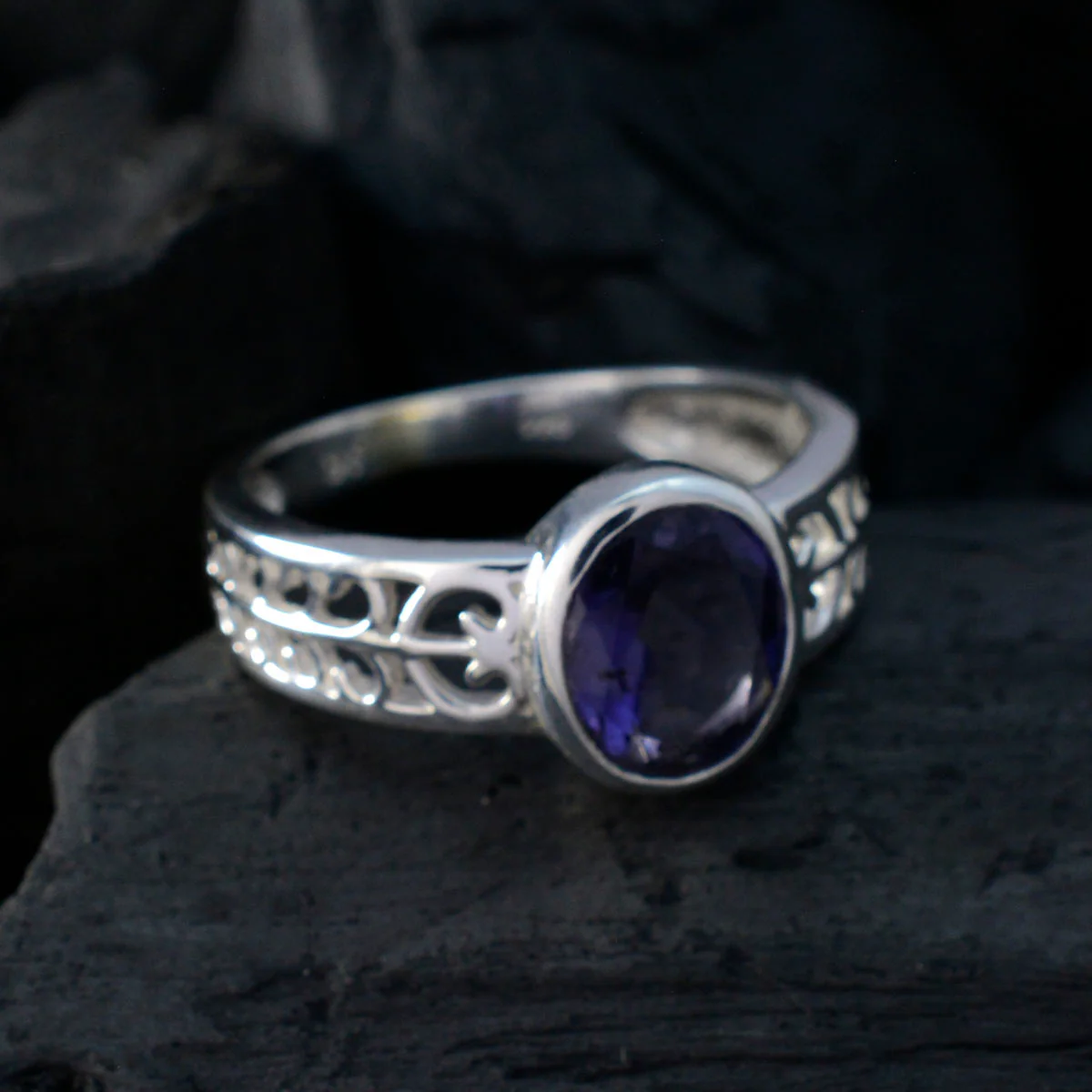 Iolite Solitaire Australian Silver Blue Gemstones Featherlight Filigree Ring Jewellery - Image 4