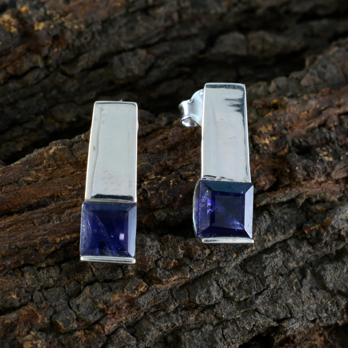 Iolite Spanish Leah Solitaire Stud Blue 925 Silver Earring - Image 3