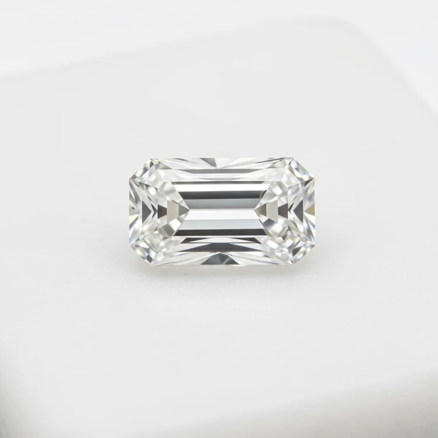 Lab Grown Diamond 1PC Small 7x9 MM Emerald Faceted White Fine Man Made Loose Gemstone - Image 2