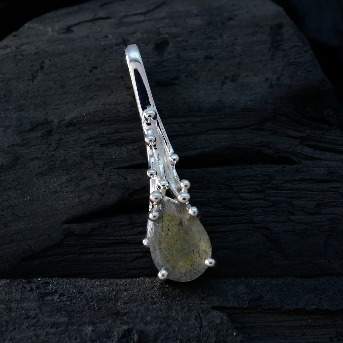 Labradorite Delicate German Silver Solitaire Ángeles Luxurious Gray Pendant Jewelry - Image 3