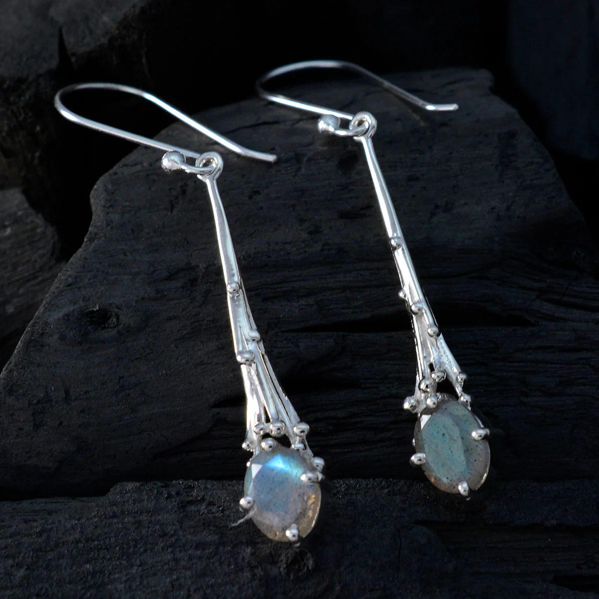 Labradorite Egyptian Emilia Solitaire Dangle Gray 925 Sterling Silver Earring - Image 2
