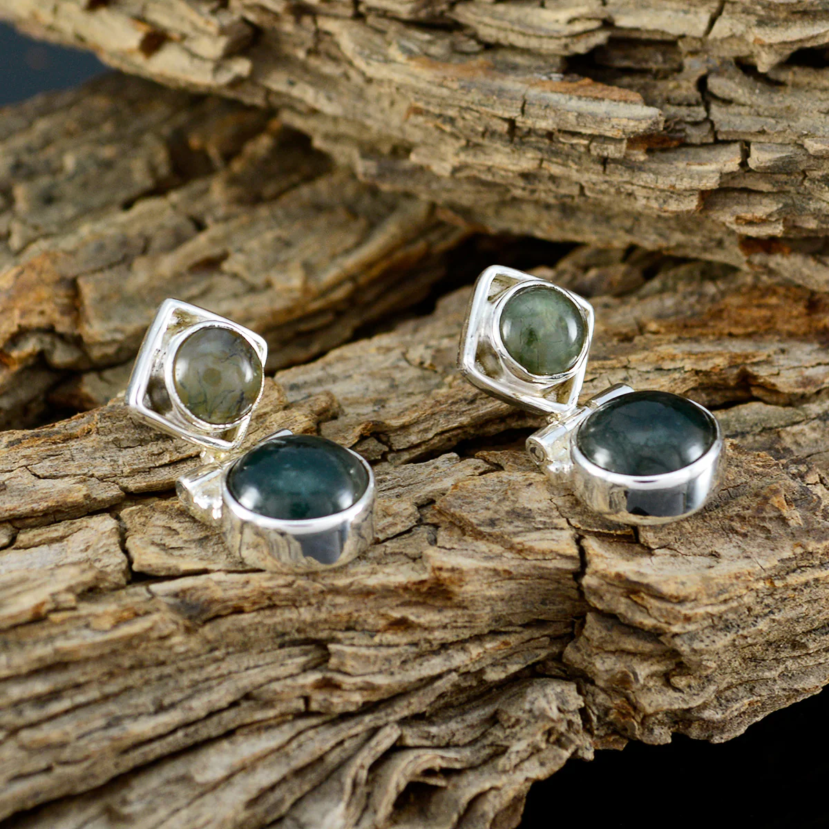 Labradorite Korean Nari multiple Stud Gray 92.5 Silver Earring - Image 3