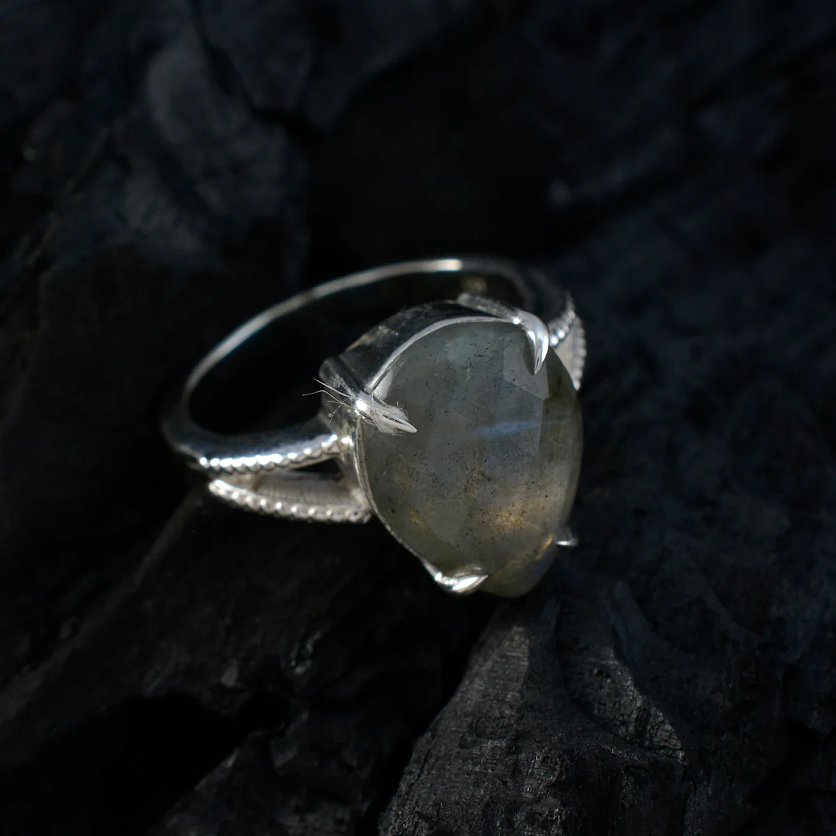 Labradorite Solitaire French 925 Silver Gray Gemstones Eye-catching Sophisticated Ring Jewelry - Image 4
