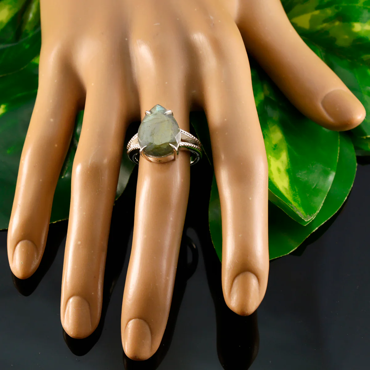 Labradorite Solitaire German 92.5 Silver Gray Gems Eye-catching Romantic Ring Jewellery - Image 5