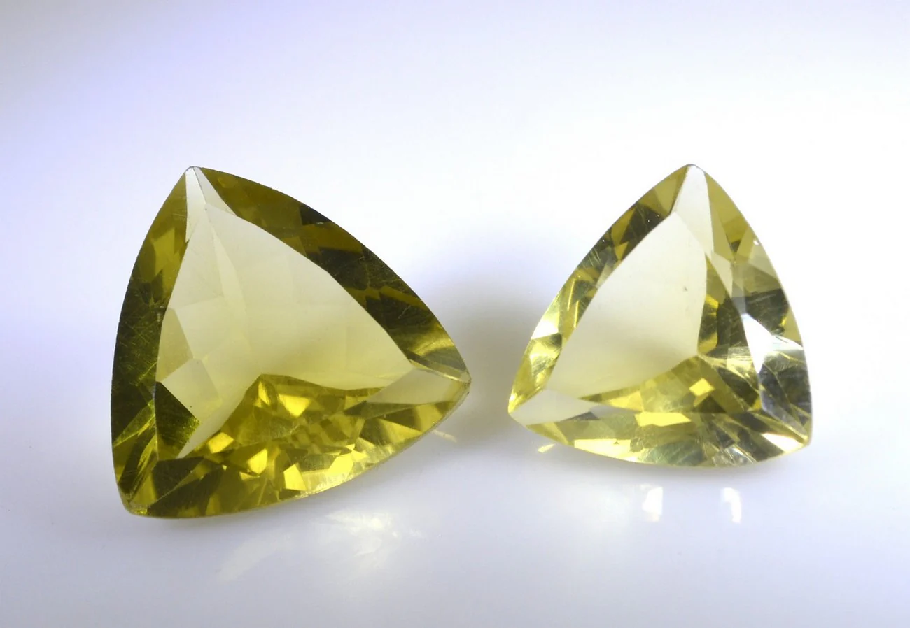 Lemon Quartz 1PC Medium 9x9 MM Triangle Faceted Yellow Lustrous Semi Precious Loose Gemstone - Image 3