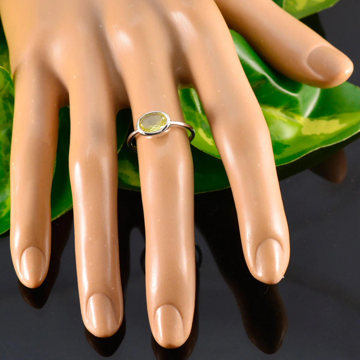 Lemon Quartz Solitaire American 92.5 Silver Yellow Gemstones Elegant Feminine Ring Jewellery - Image 5