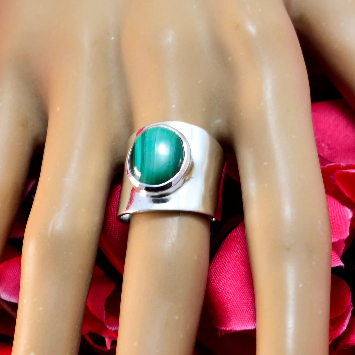 Malachite Solitaire Egyptian 92.5 Silver Green Gemstones Eye-catching Armor Ring Jewellery - Image 3
