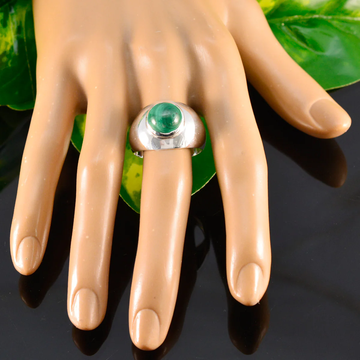 Malachite Solitaire French Sterling Silver Green Gems Eye-catching Luxurious Ring Jewellery - Image 5