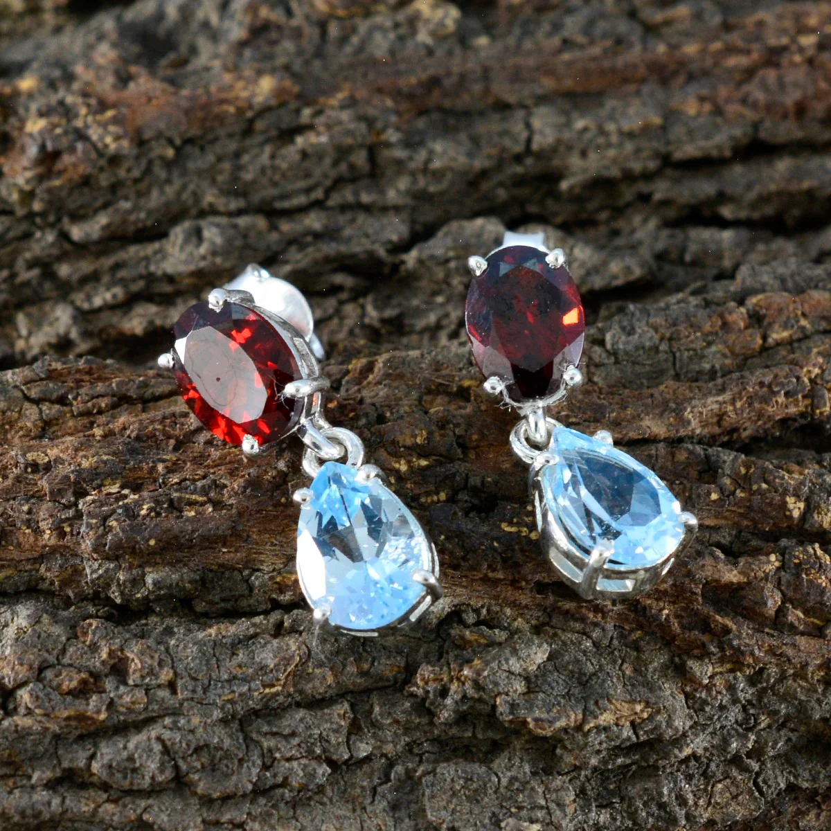 Multi American Amaanda multiple Stud multicolor Silver Earring - Image 4