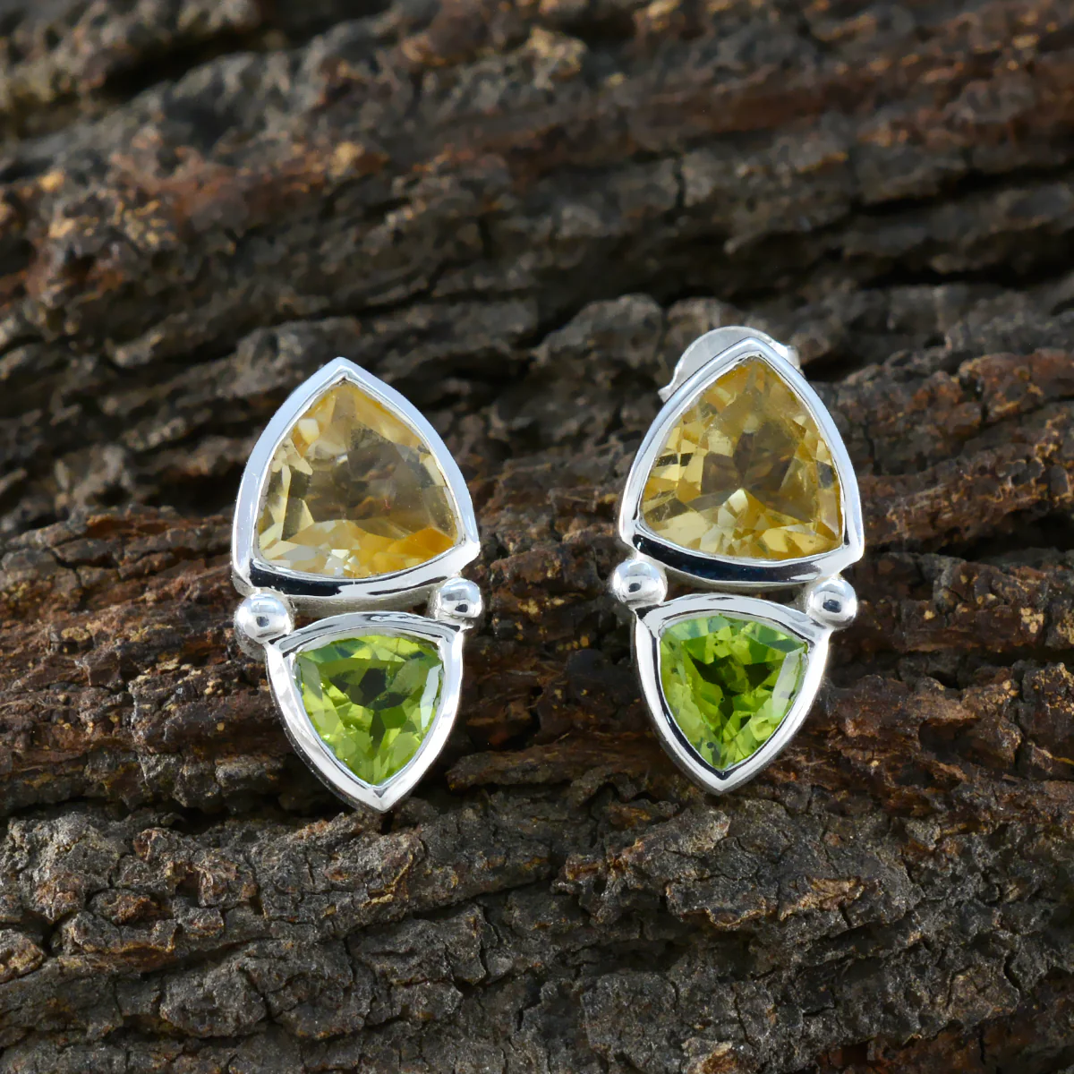 Multi Japanese Anna Toi et Moi Stud multicolor 92.5 Silver Earring - Image 3
