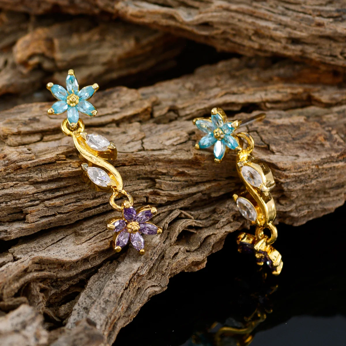 Multi Latin American Ella multiple Stud multicolor Silver Earring - Image 3