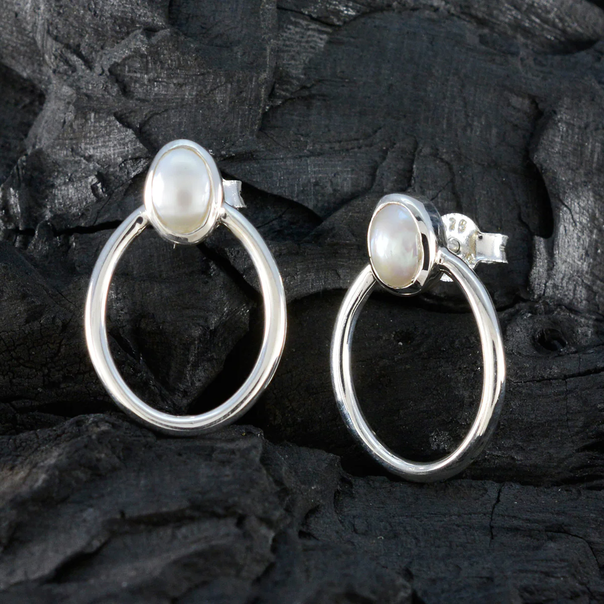 Pearl Russian Scarlett Solitaire Stud White 92.5 Silver Earring - Image 4