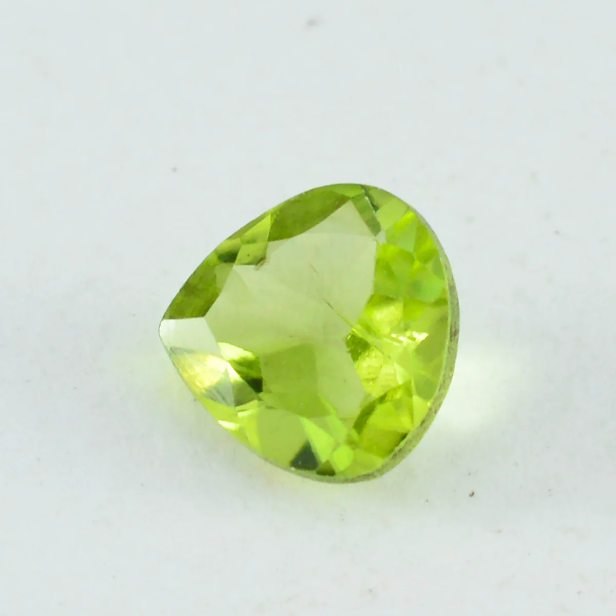 Peridot 1PC Chunky 13x13 MM Heart Faceted Green Natural Semi Precious Gems