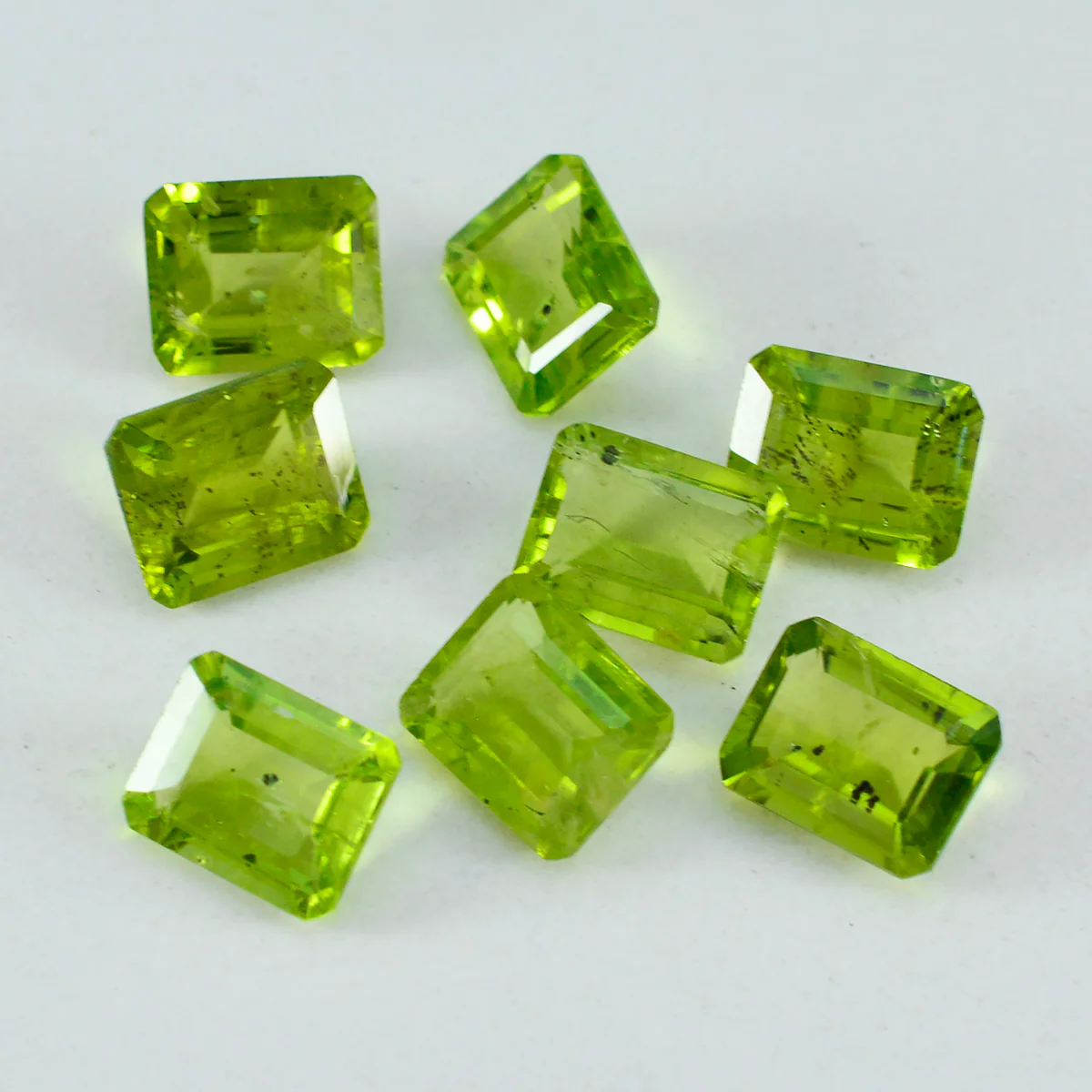 Peridot 1PC Medium 7x10 MM Emerald Faceted Green High-Quality Semi Precious Loose Gems