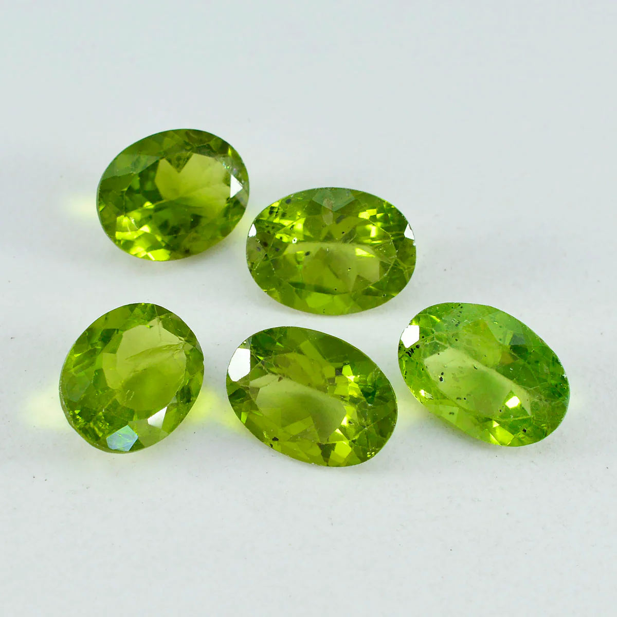 Peridot 1PC Small 6x9 MM Oval Faceted Green Brilliant Semi Precious Loose Gemstones - Image 4