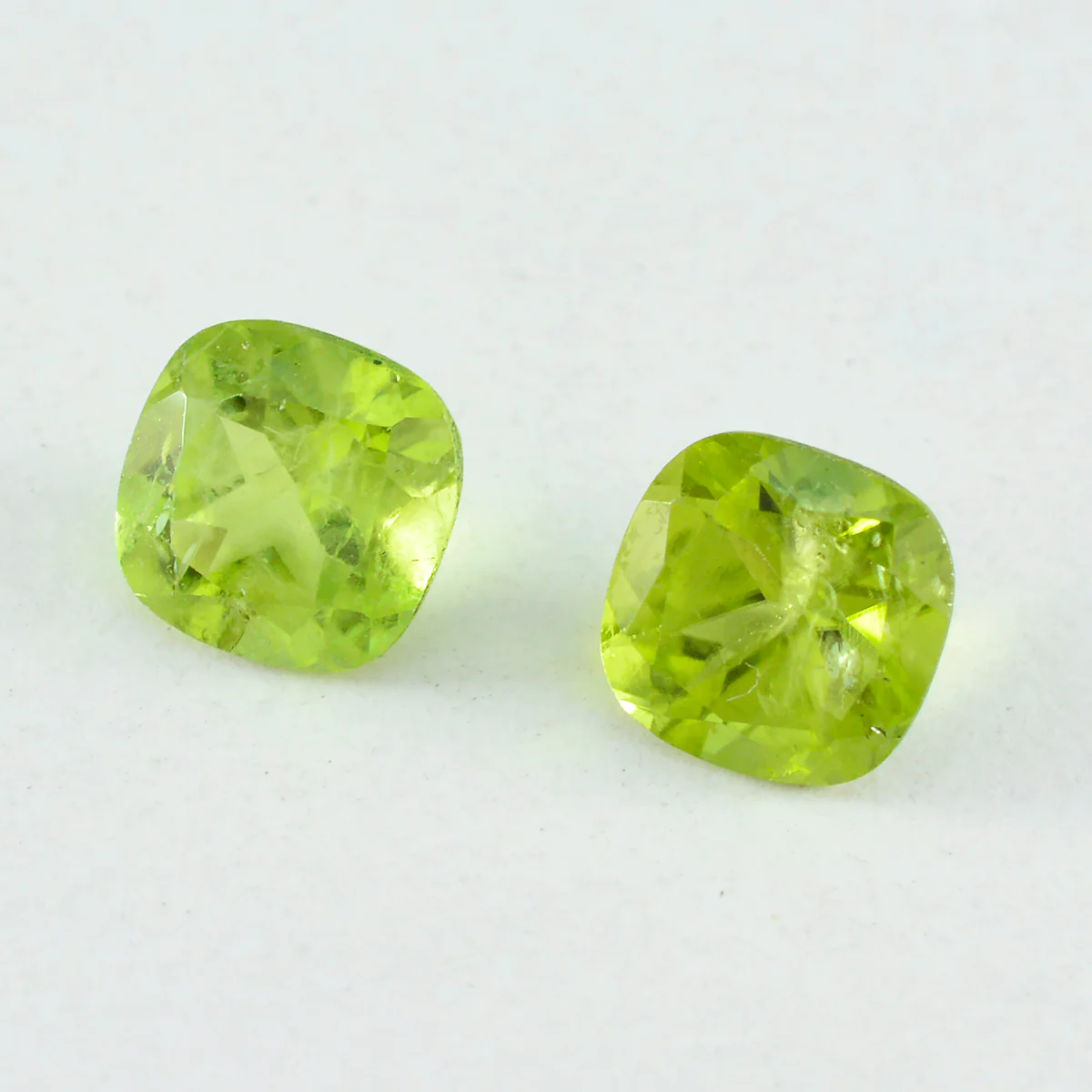 Peridot 1PC Small 7x7 MM Cushion Faceted Green Splendid Semi Precious Loose Gemstone - Image 4