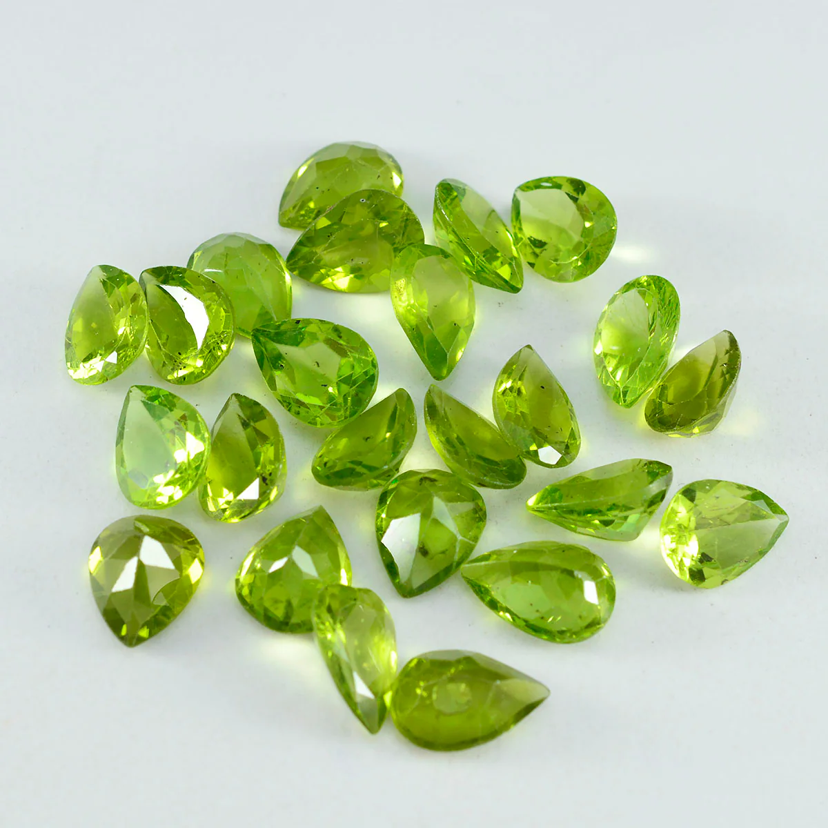 Peridot 1PC Tiny 4x6 MM Pear Faceted Green Fine Semi Precious Loose Gemstone - Image 3