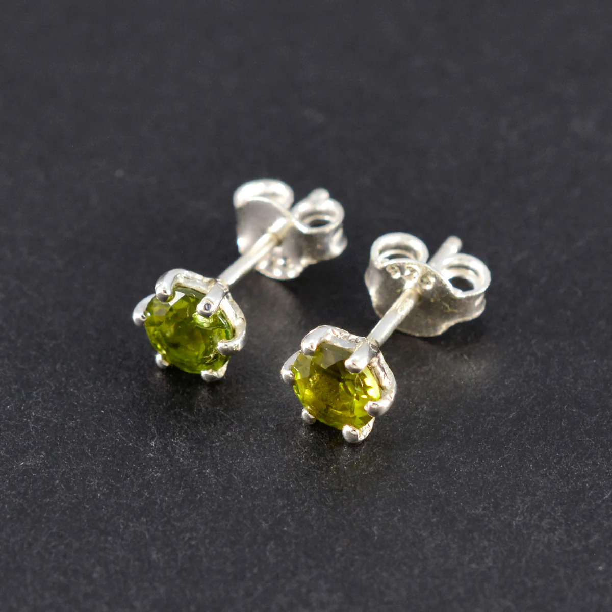 Peridot American Aiko Solitaire Stud Green 925 Sterling Silver Earring - Image 3
