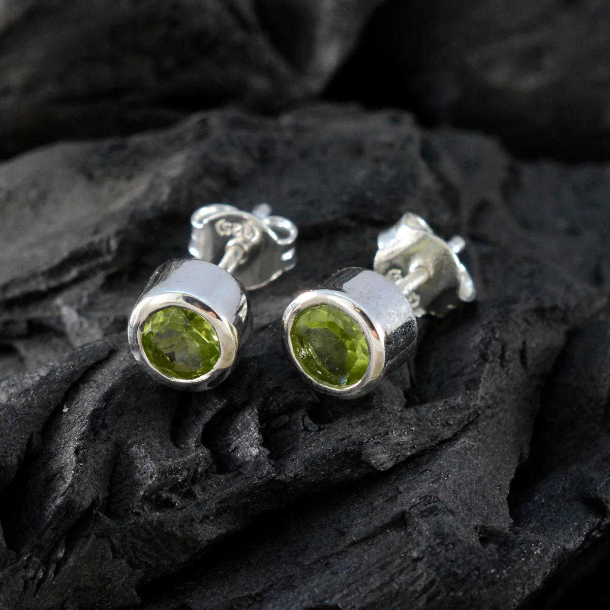 Peridot American Fernanda Solitaire Stud Green 925 Sterling Silver Earring - Image 5
