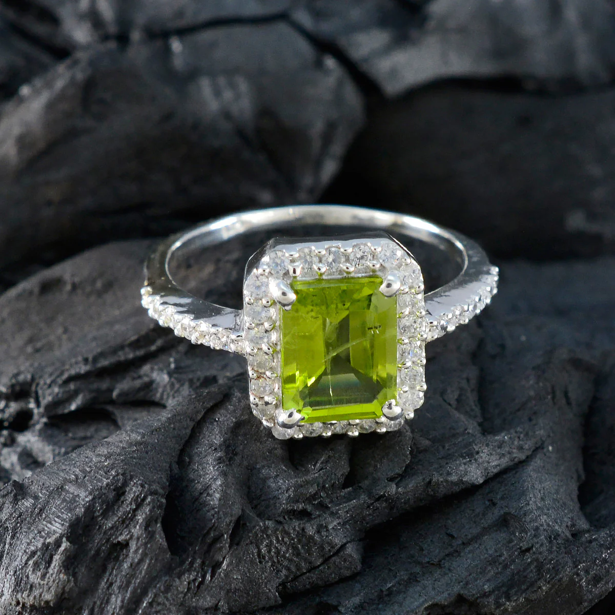 Peridot Halo American Silver Green Gems Whisper-thin Sophisticated Ring Jewelry - Image 4